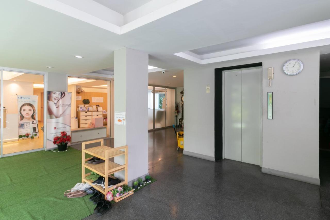 Resortel Lat Phrao 91 Banguecoque Exterior foto