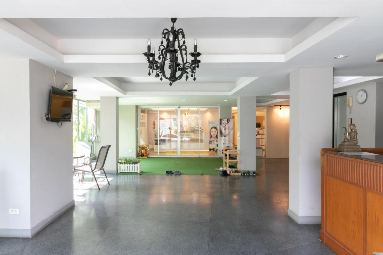 Resortel Lat Phrao 91 Banguecoque Exterior foto